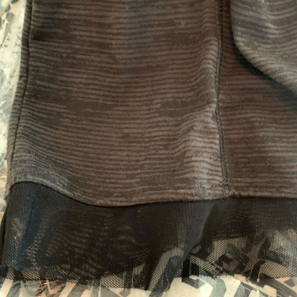 Tracy Reese Black Poly Viscose Camisole large NWT - Picture 3 of 16